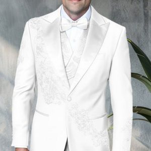 Statement OSCAR-WHITE Mens Tuxedo